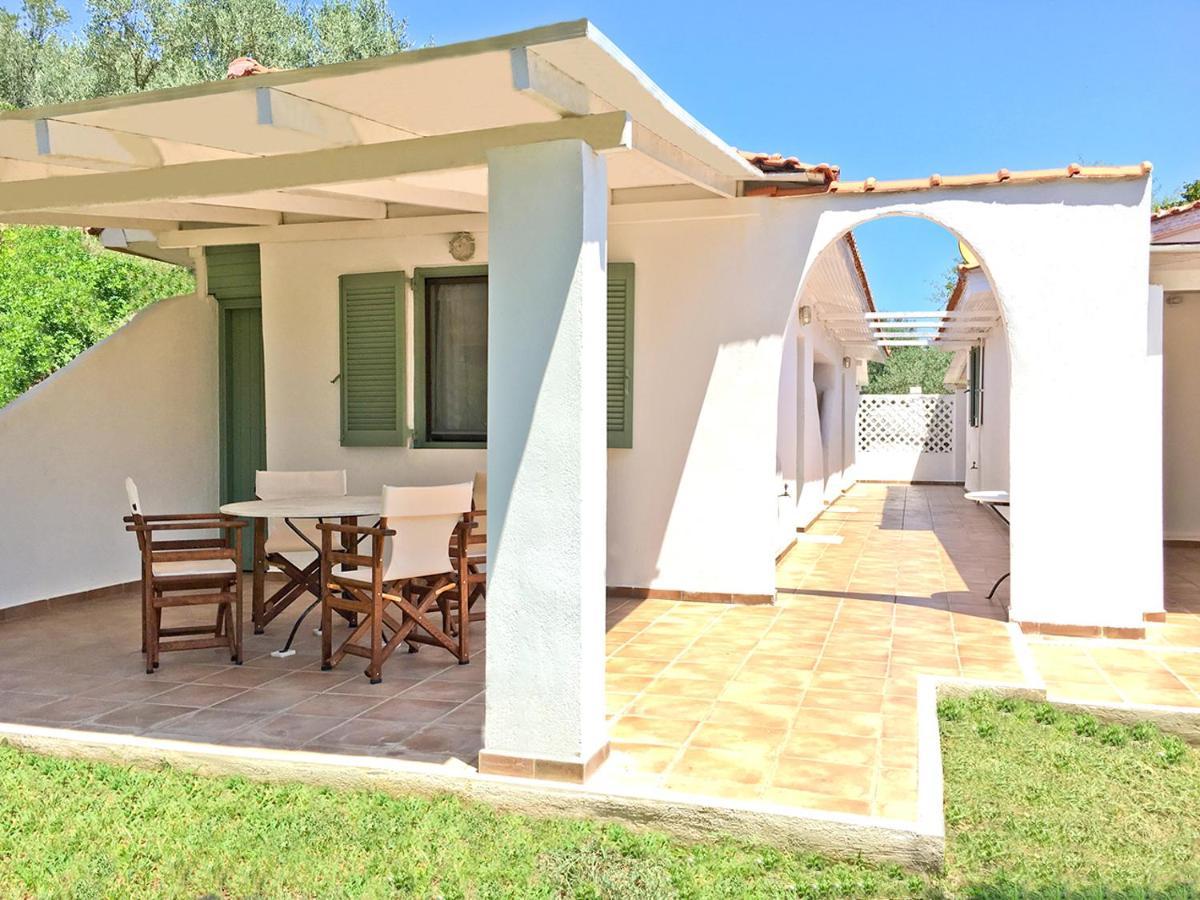 Olive Bay Beach House Ammoulianí Exterior foto